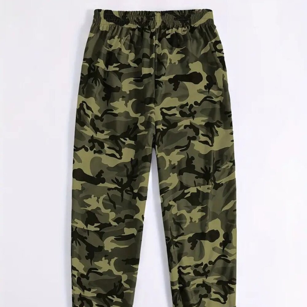 Camouflage Jogger Pants (Color: Army Green)